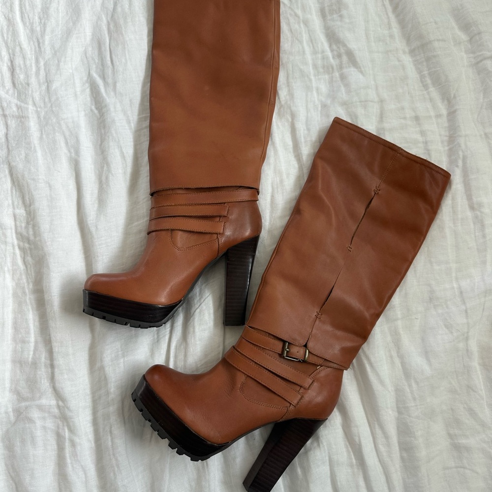 Hinge Tan Leather Heeled Boots